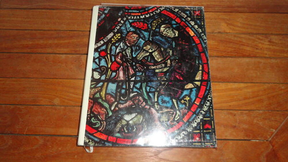 LE MONDE DE CHARTRES - Editions ZODIAQUE Livres et BD