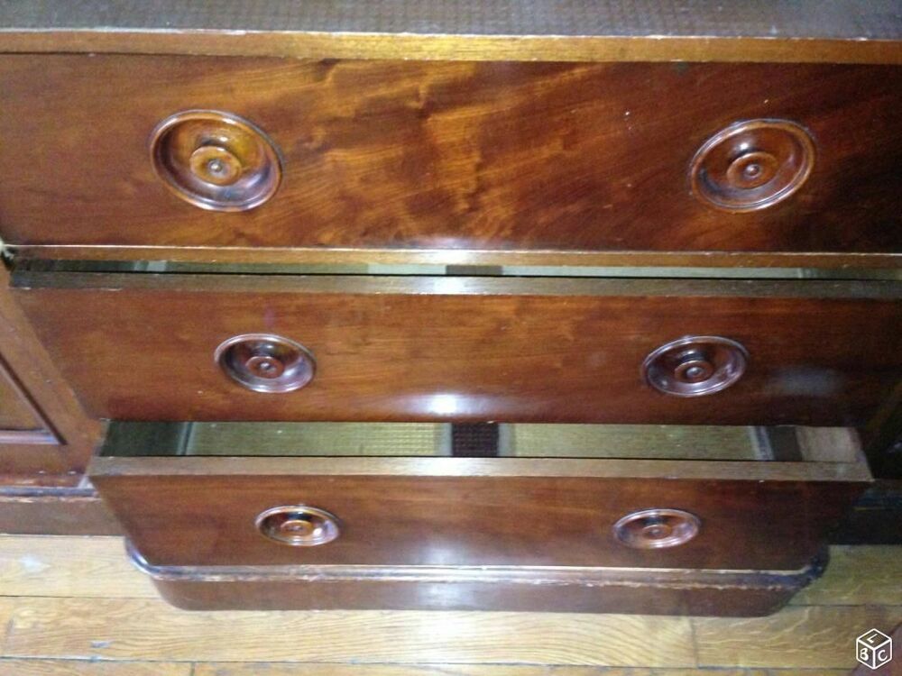 Armoire style Victoria Meubles