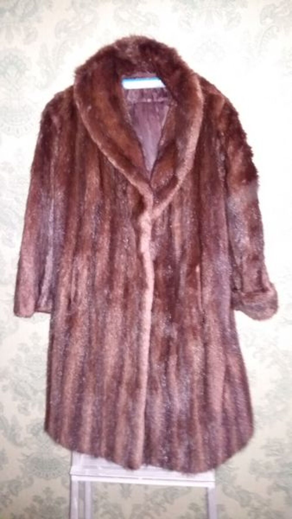 Fourrure (manteau) Vêtements
