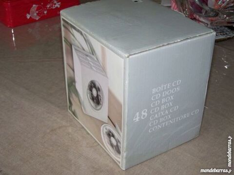 Boite rangement cD 5 Pantin (93)