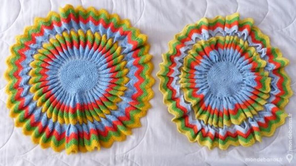 4 napperons vintage au crochet 1970 Dcoration