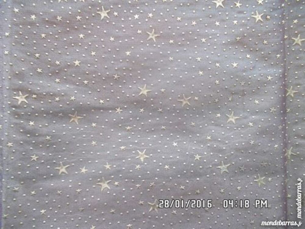rideau mauve &eacute;toiles Cuisine