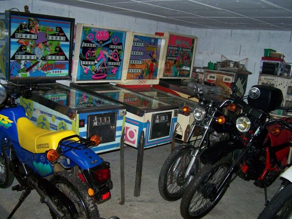 j echange un ou plusieurs flipper contre moto 500 ou 600cm3. Jeux / jouets