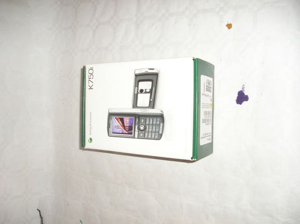 accessoires pour sony-ericsson K750i Tlphones et tablettes
