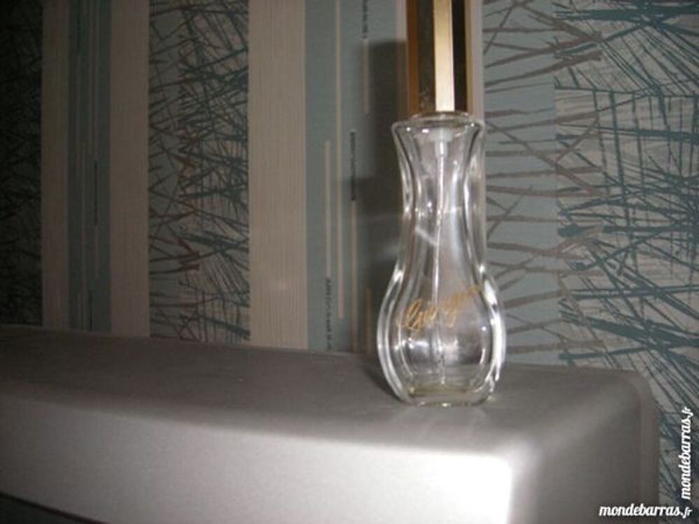 Flacon parfum vide Giorgio Beverly Hills 