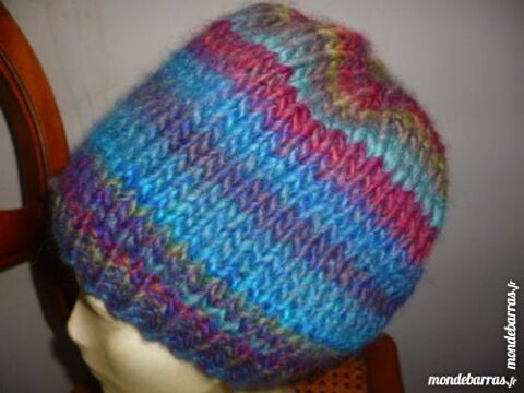 Bonnet Femme tricot� main Fait Main NEUF 12 Argenton-sur-Creuse (36)