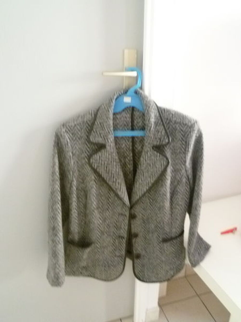 VESTE GRISE Vêtements