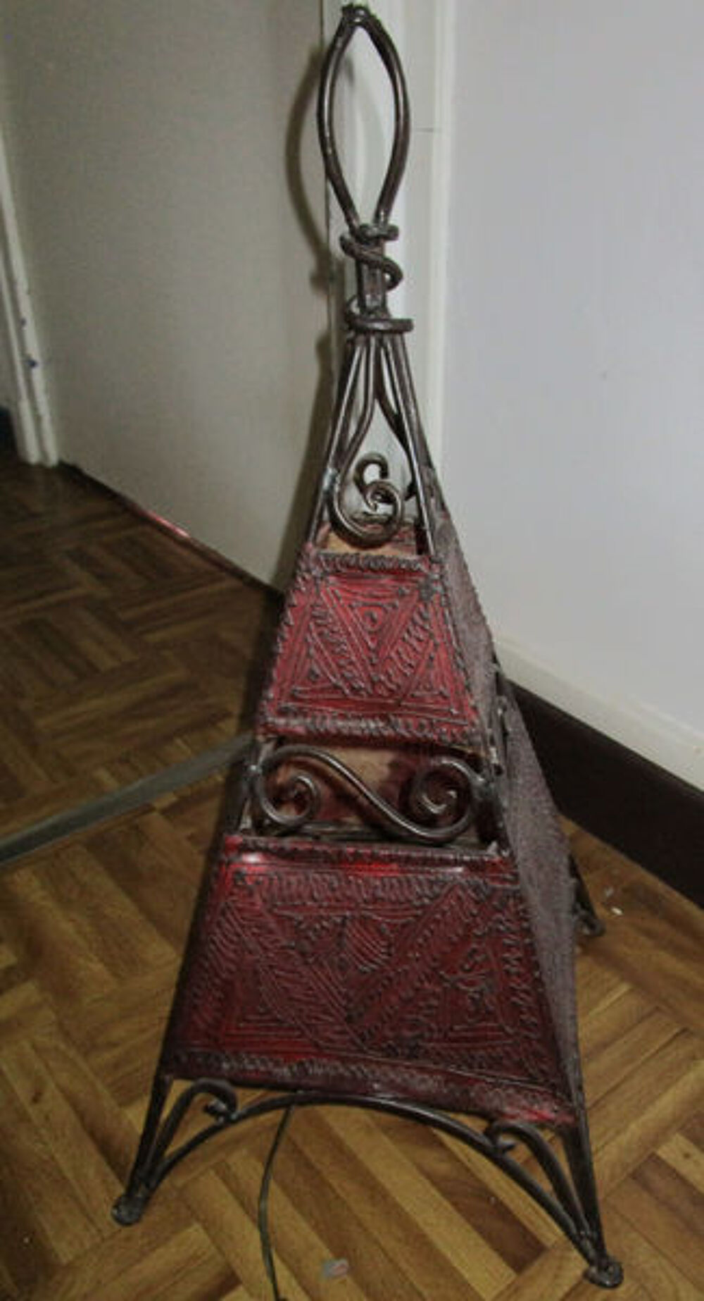 lampe marocaine rouge fonc&eacute; Décoration