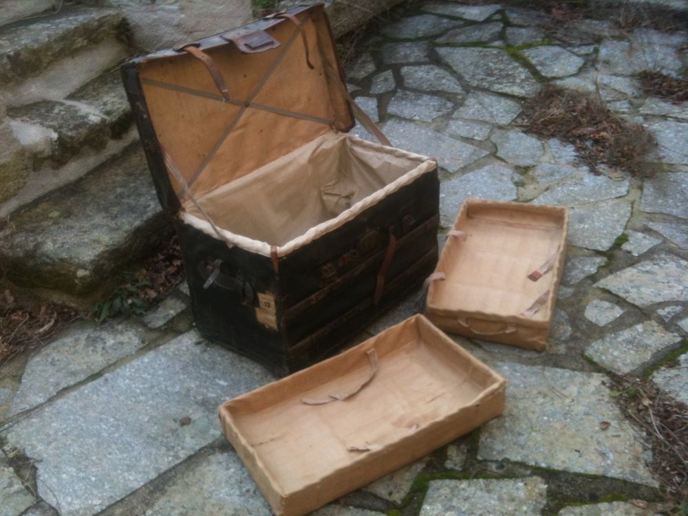 Coffre/malle de voyage ancienne cuir,valise/linge Meubles