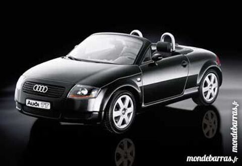 Audi TT roadster 1999 Noir Revell 1/18 Neuf Boite 33 Guînes (62)