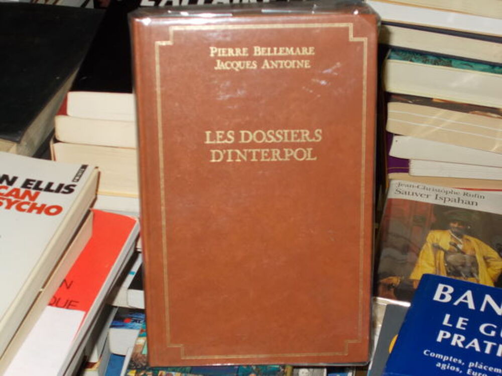 livre broch&eacute; les dossiers d'interpol pierre Bellemare Livres et BD
