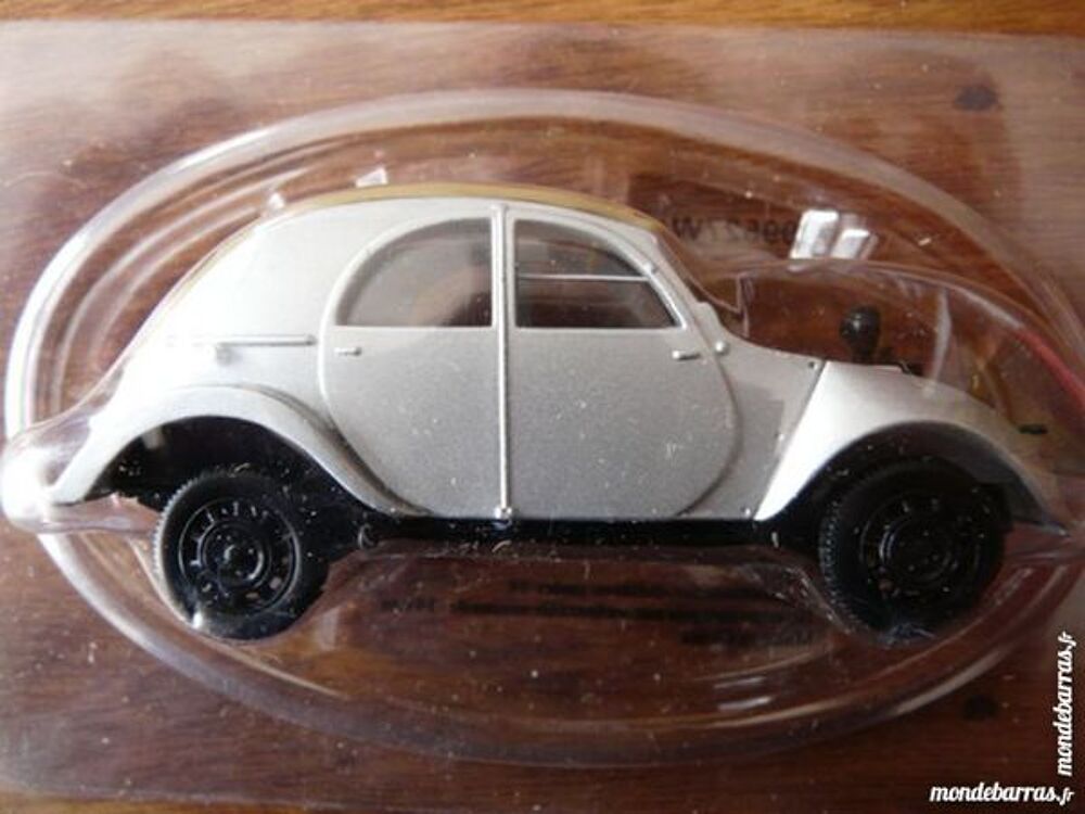 3 MODELES DE 2 CV NOREV Jeux / jouets
