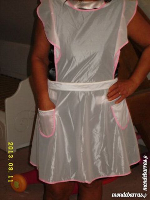 tabliers de soubrette en nylon 25 Saint-Germain-des-Bois (18)