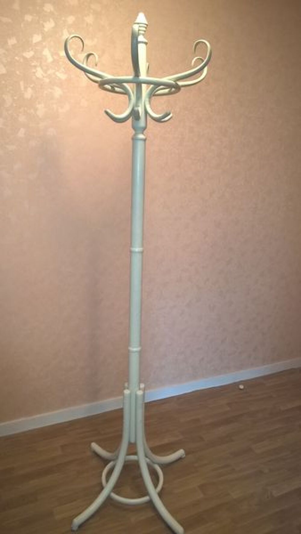 Porte-manteau Perroquet blanc cass&eacute; Meubles
