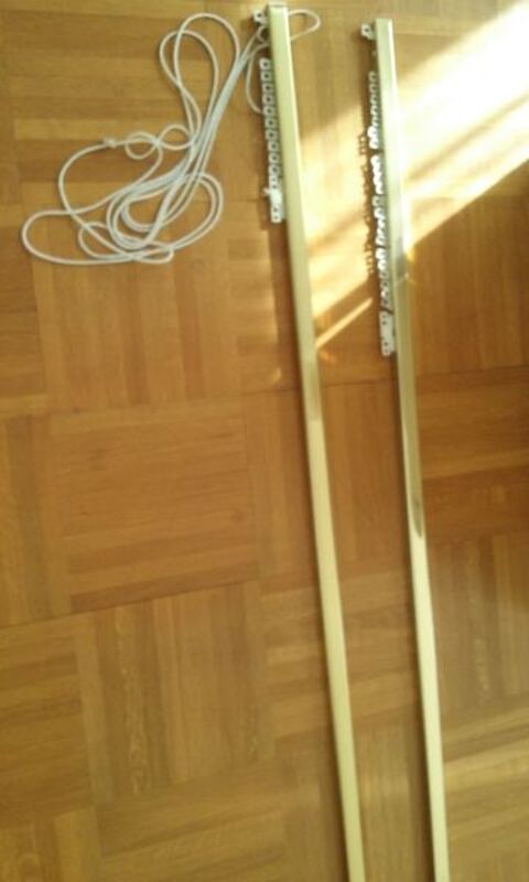 2 tringles dorées à chariots 260 cm longueur 40 Charenton-le-Pont (94)
