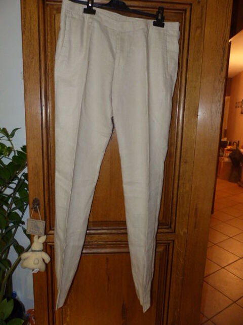 Pantalon Hugo Boss taille 40 neuf  60 Viriat (01)