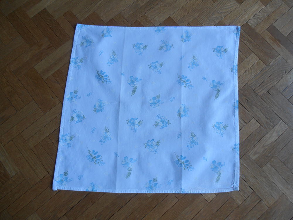 Lot de 12 serviettes fleuries (79) Cuisine