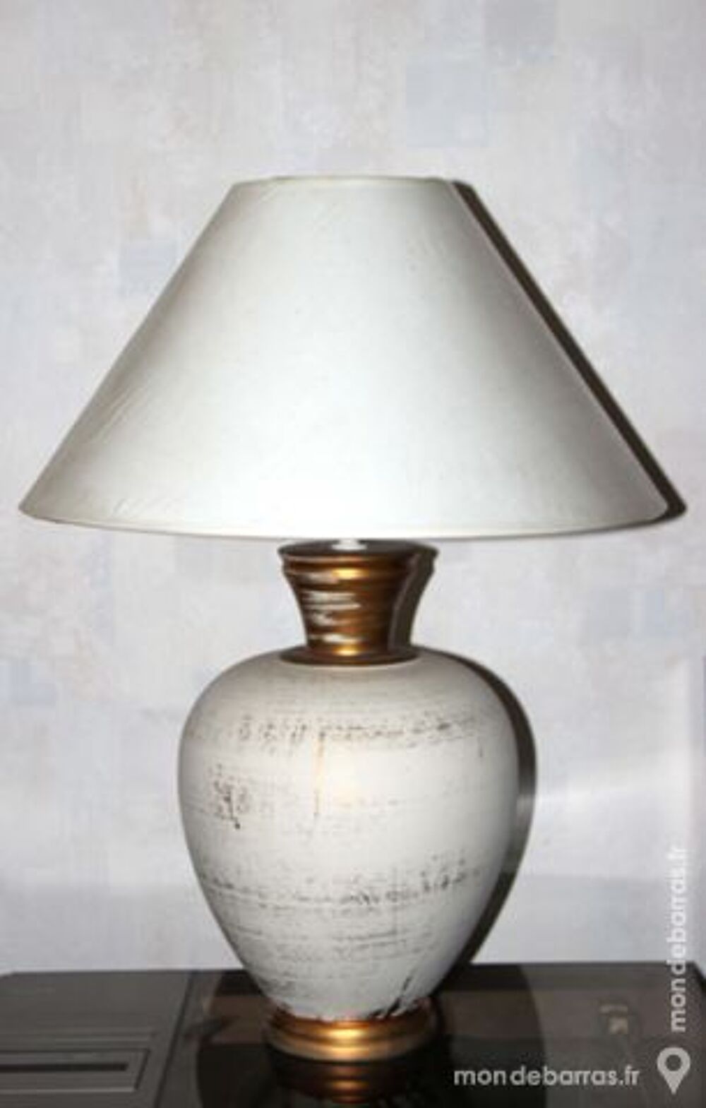 Belle et grande lampe de salon abat-jour beige Décoration