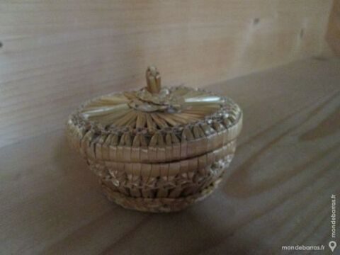 Boite  bijoux en paille tresse 3 Goussainville (95)