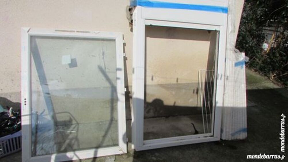 fen&ecirc;tre en PVC DISPONIBLE 2 FEN&Ecirc;TRES. Bricolage