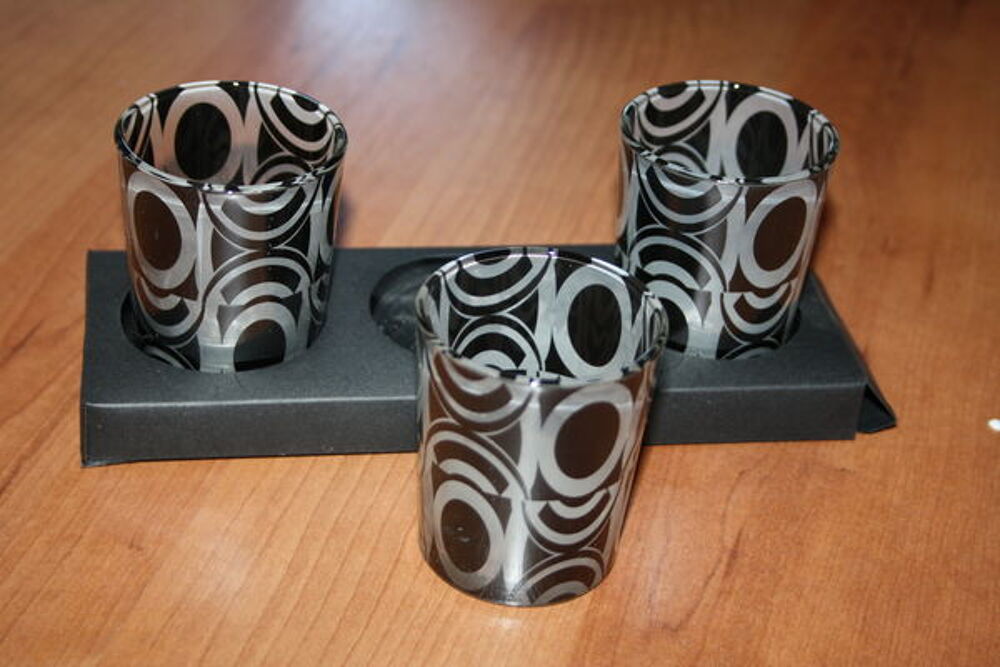 Lot de 3 bougeoirs noir et blanc Décoration