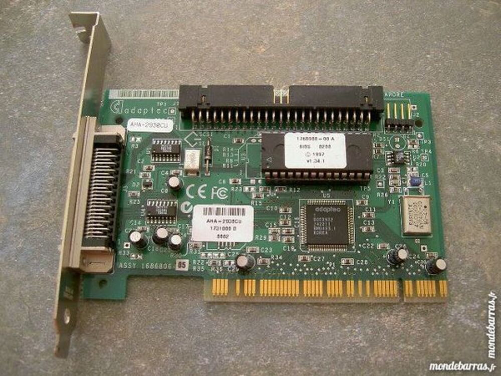 Controleur Adaptec SCSI 2930U Matériel informatique