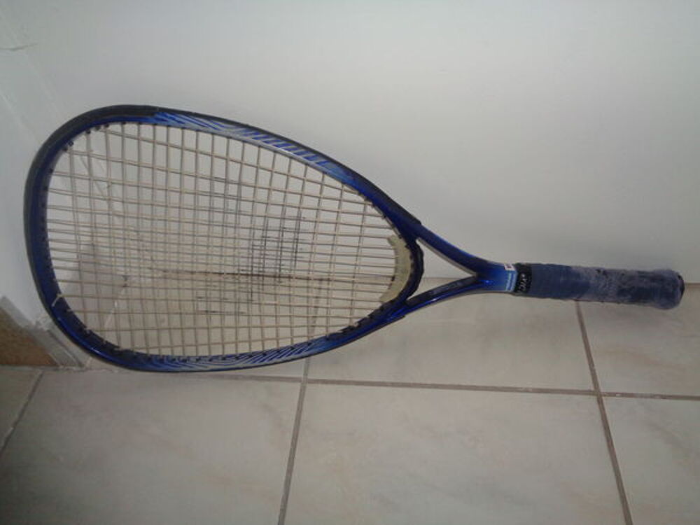 Raquette tennis femme."HEAD" avec housse. Sports