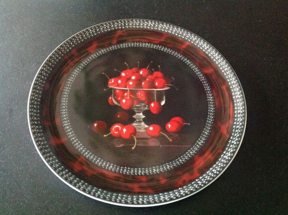 Service &agrave; fruits cerises porcelaine Bernardaud Cuisine