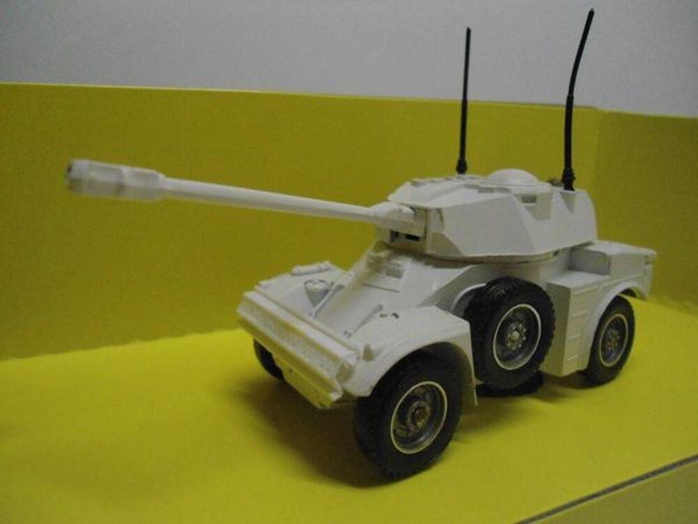 Panhard AML 90 