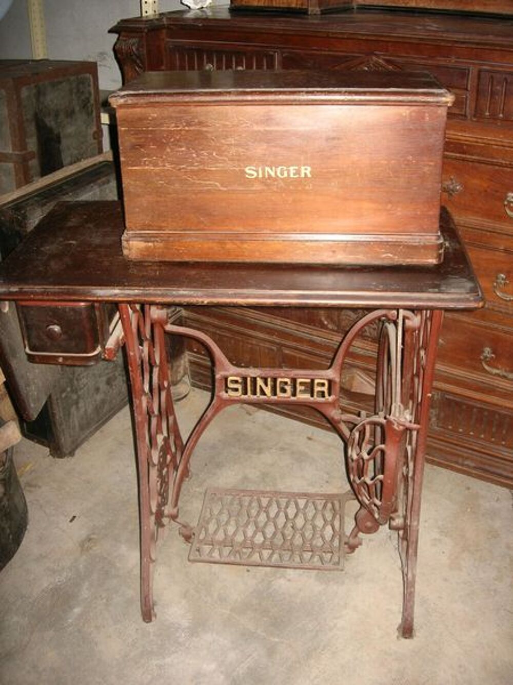 Machine &agrave; Coudre ANCIENNE SINGER N&deg;15 Décoration