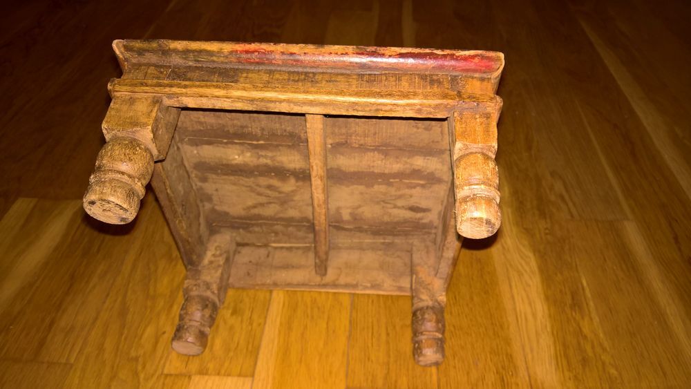 Tabouret bas en bois Meubles