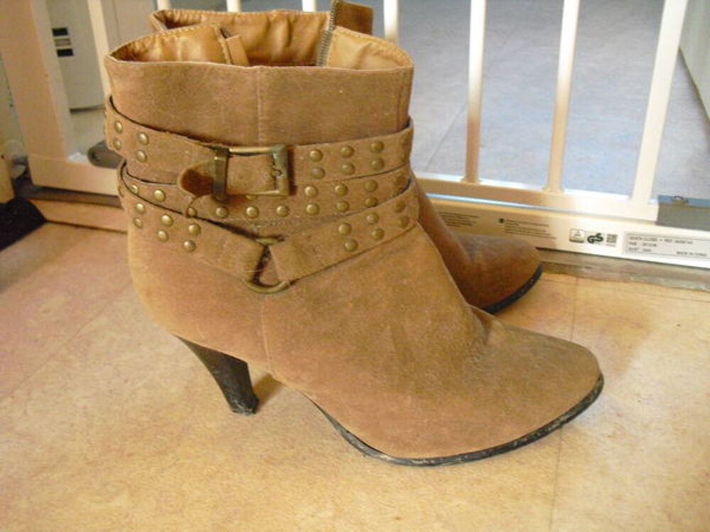 bottines t 40 neuves Chaussures