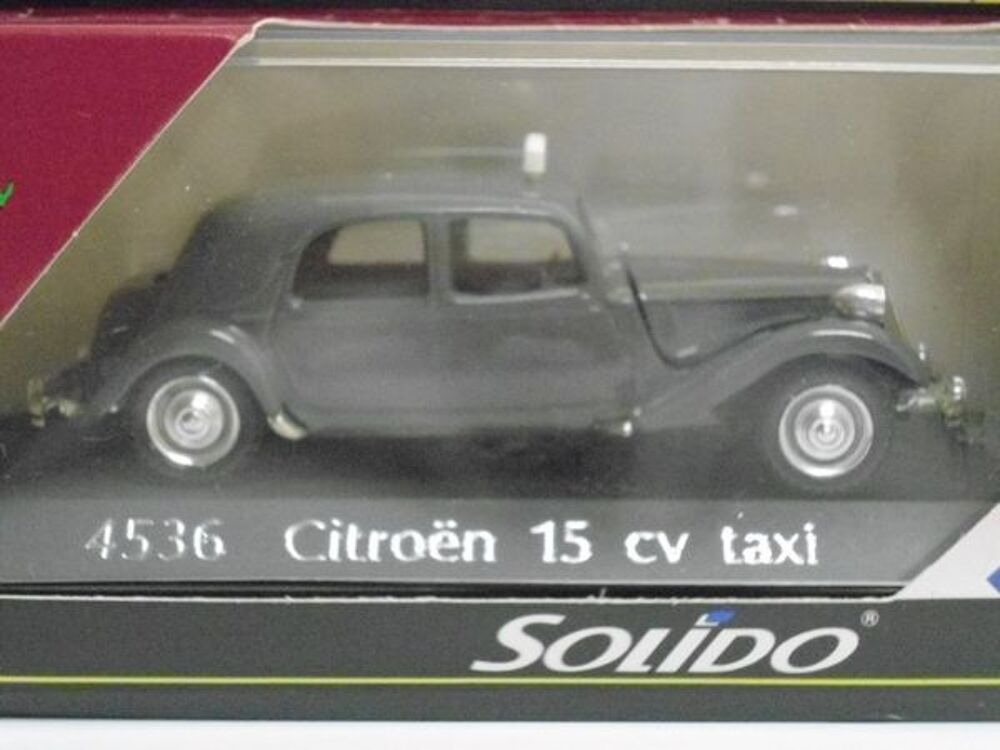 Citro&euml;n 15 CV taxi 1952 