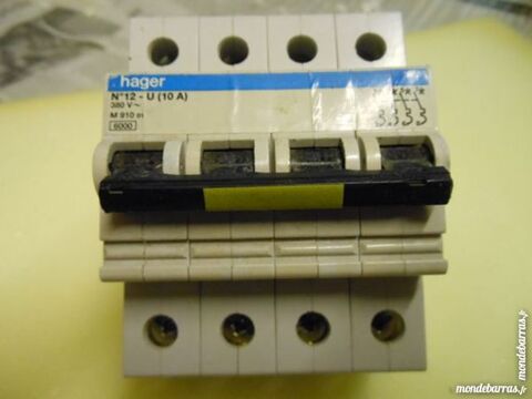 disjoncteur Hager tetrapolaire 10A   pa5 14 Grézieu-la-Varenne (69)