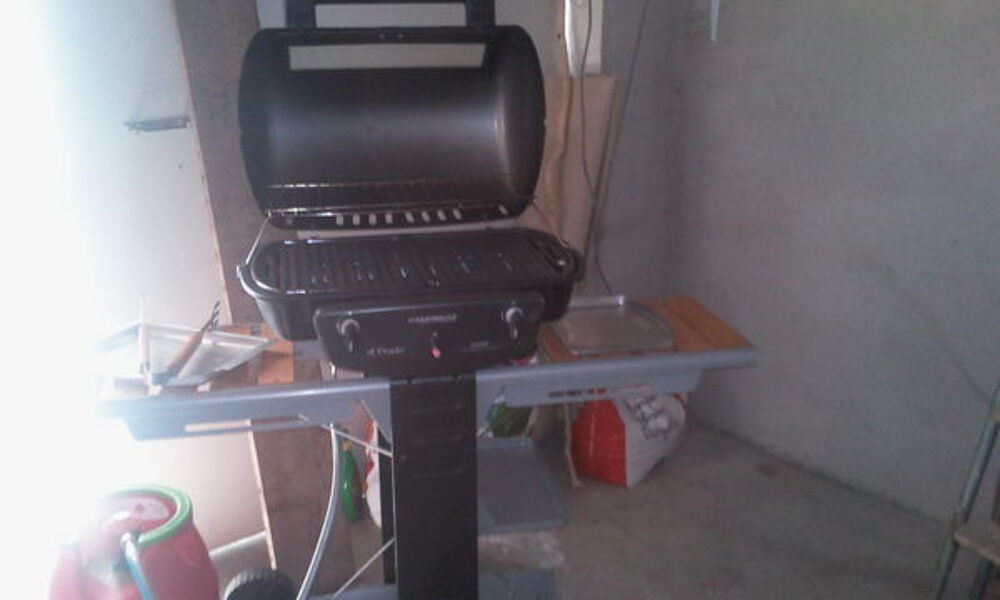 BARBECUE GRILL FOUR GAZ Jardin