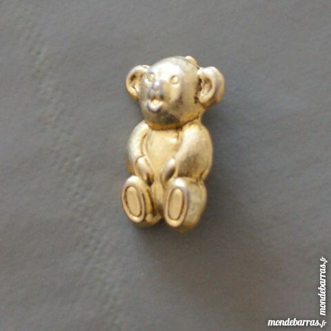 Broche dorée ours 3 Cabestany (66)