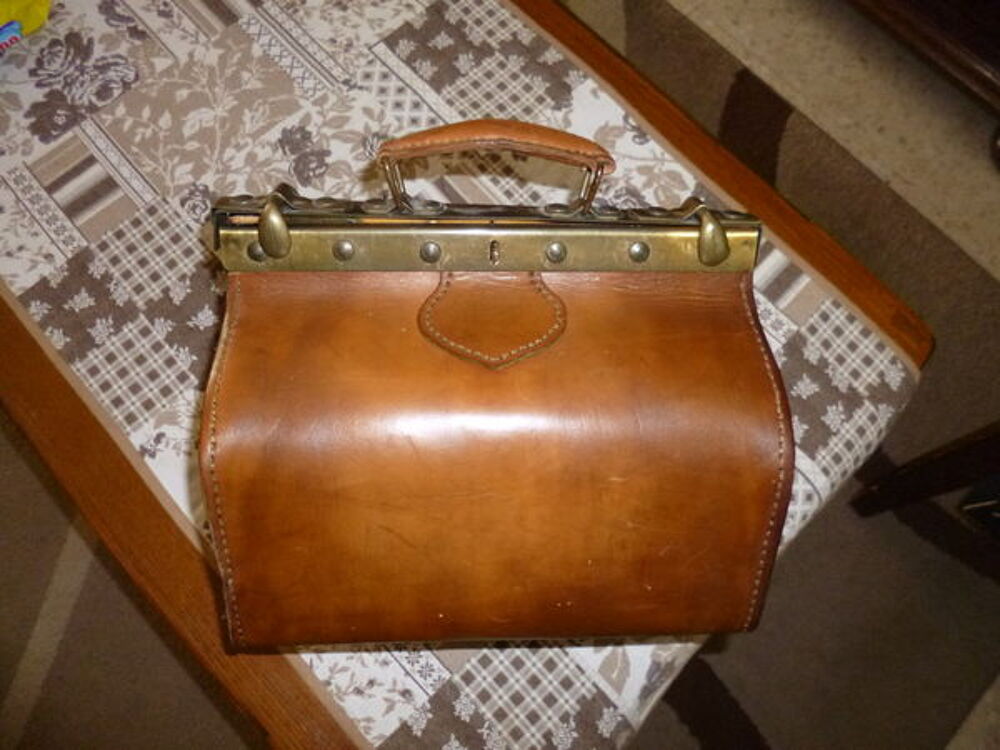 TROUSSE MEDECIN Maroquinerie