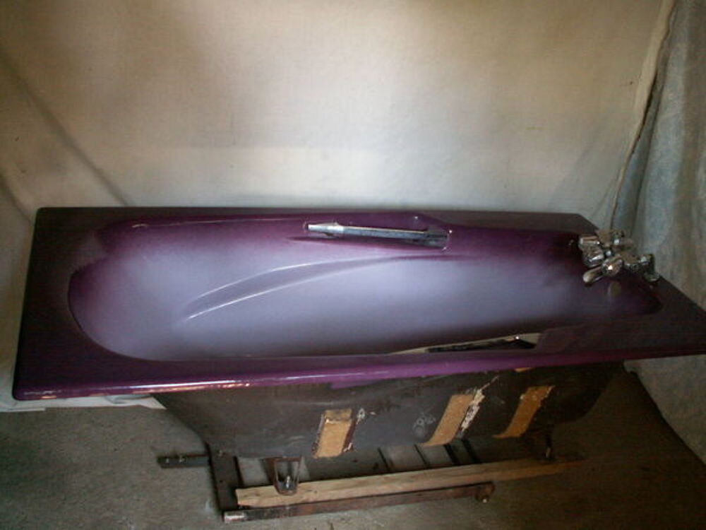 BAIGNOIRE FONTE EMAILLEE COULEUR Meubles