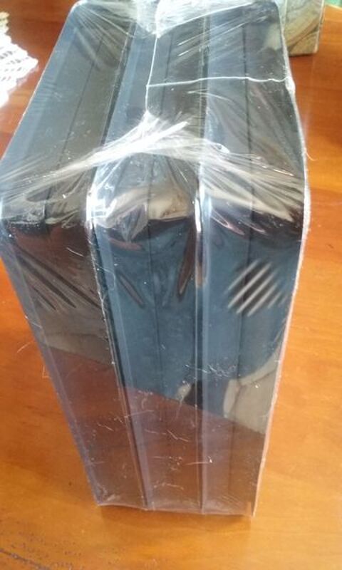 3 Boitiers pour ranger cassettes VHS 7 Lsigny (77)