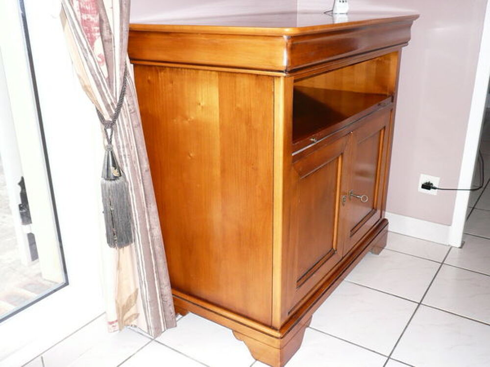 MEUBLE MERISIER Meubles