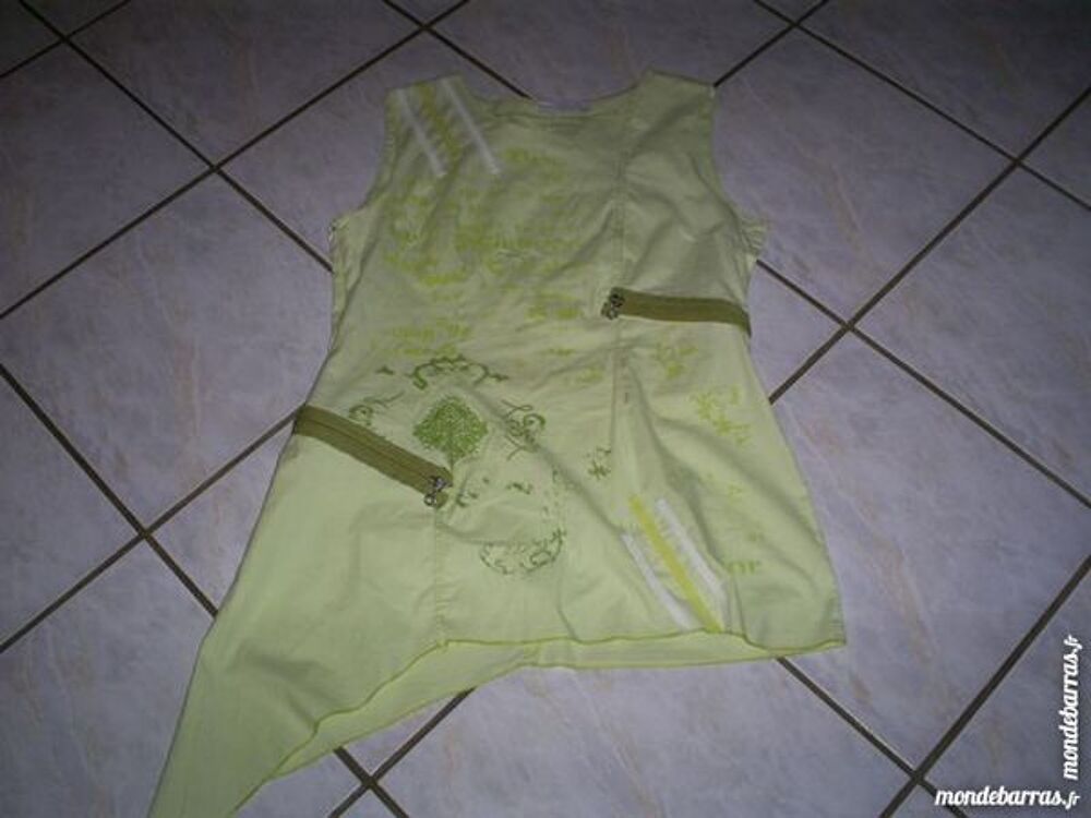 Tunique d&eacute;structur&eacute;e Taille 42 V�tements