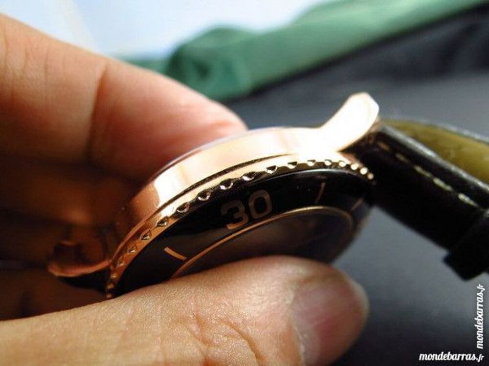COURVOISIER MONTRE Homme DIV0320 Bijoux et montres