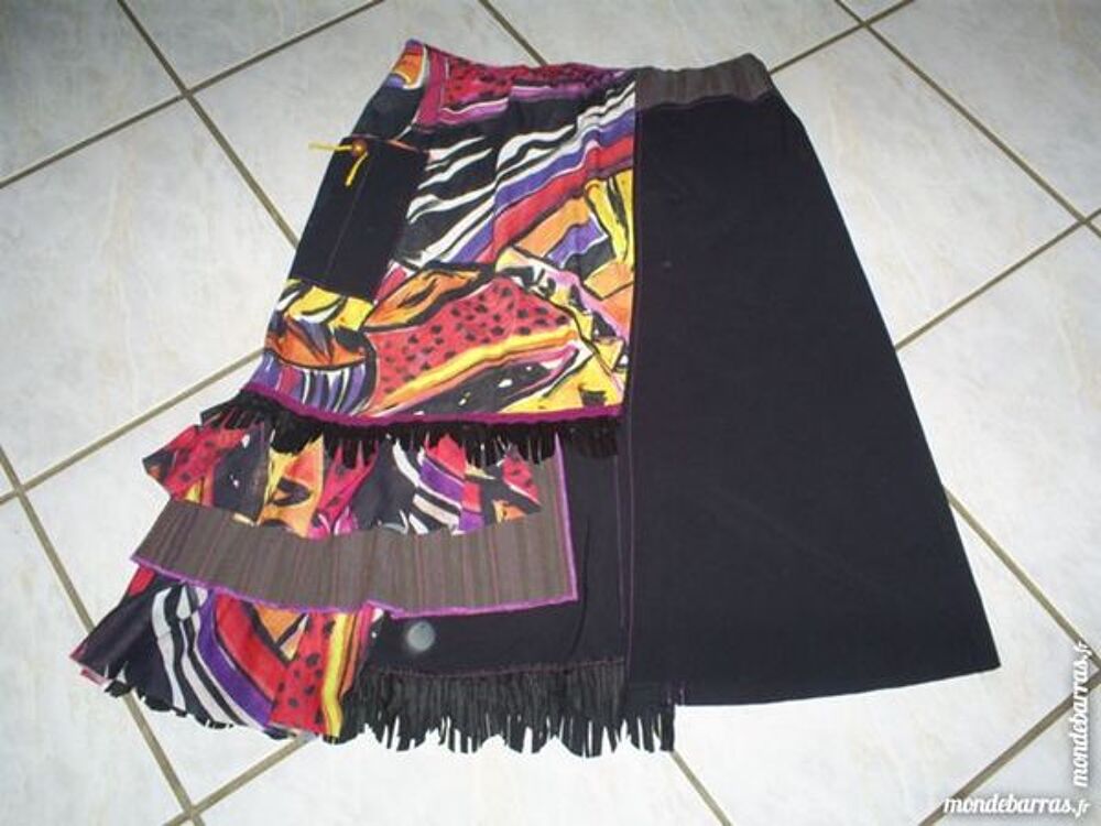 ensemble PAUSE CAFE Taille 44 V�tements