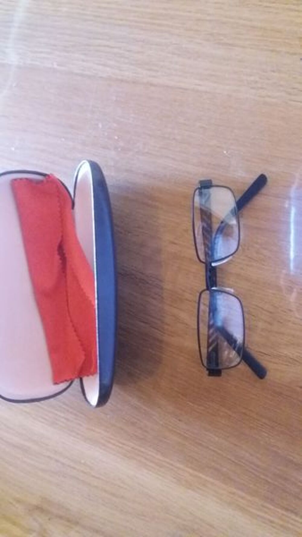 LUNETTE DE VUE Bijoux et montres