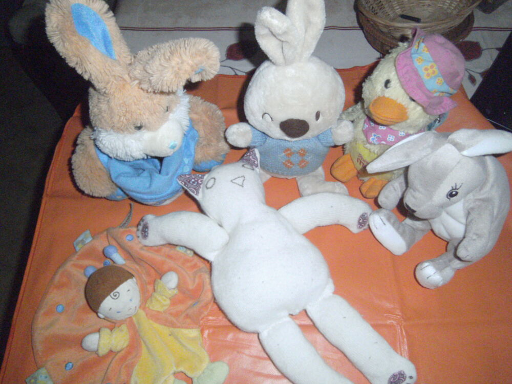 LOT DE PELUCHES/DOUDOU Jeux / jouets