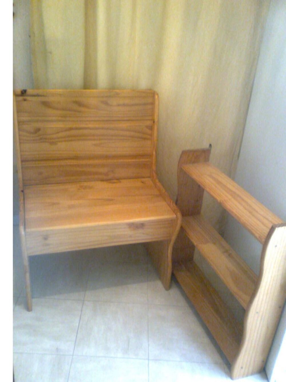 petit BANC, ETAGERES, tour pour CD / DVD - lili Meubles
