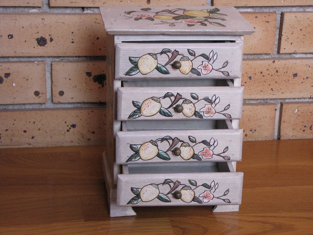 COFFRET &agrave; TIROIRS 