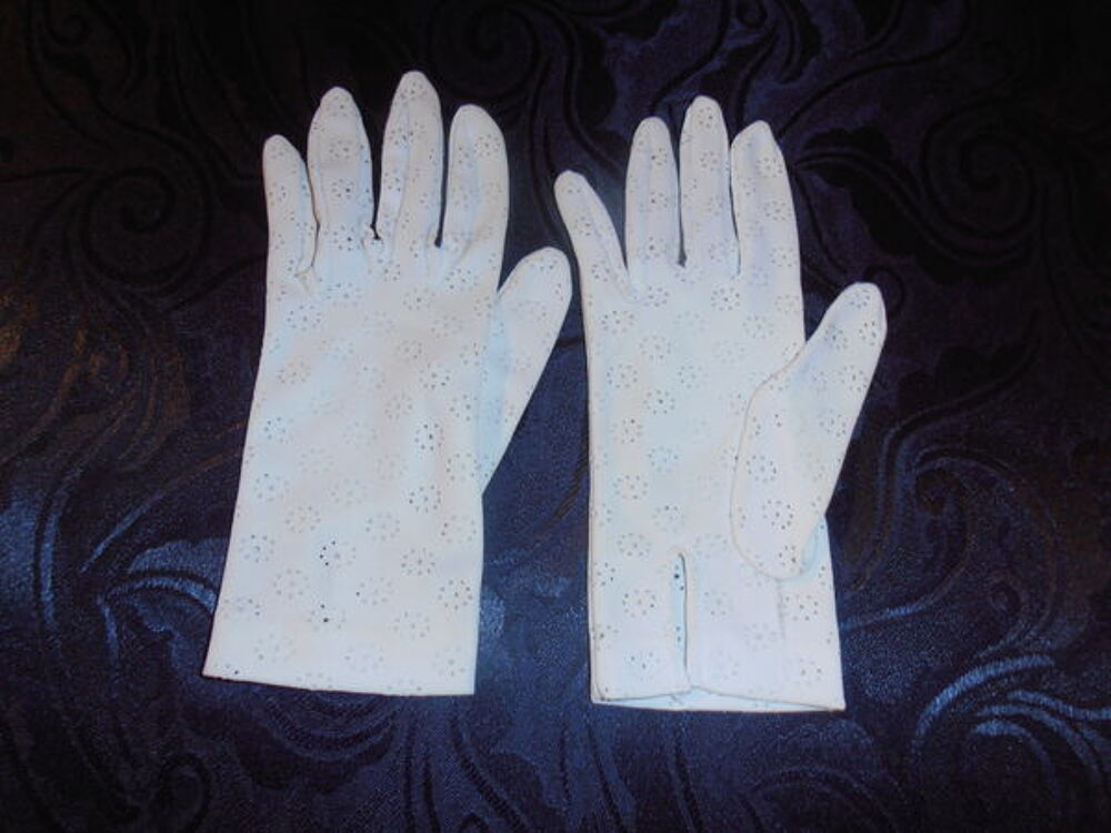 Gants anciens 2 (77) Vêtements