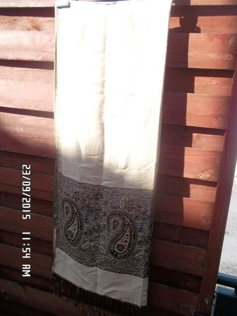 FOULARD BEIGE*JUSTE 2E*KIKI60230 2 Chambly (60)