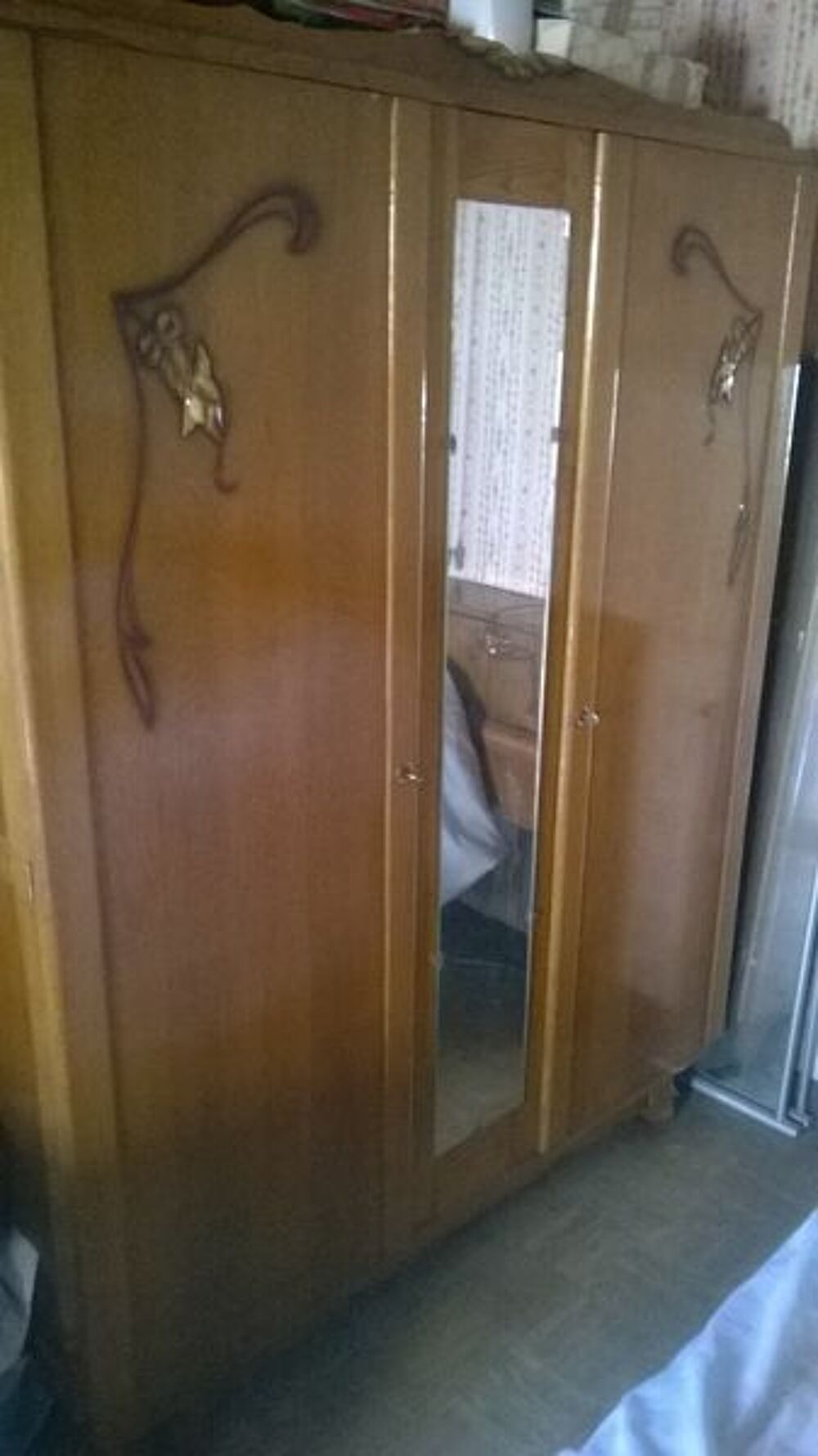 armoire bois Meubles